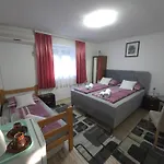 Bed & Breakfast Nana