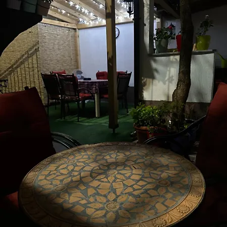 Nana Bed and Breakfast 3*
