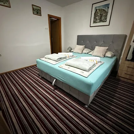 Nana Bed and Breakfast 3*