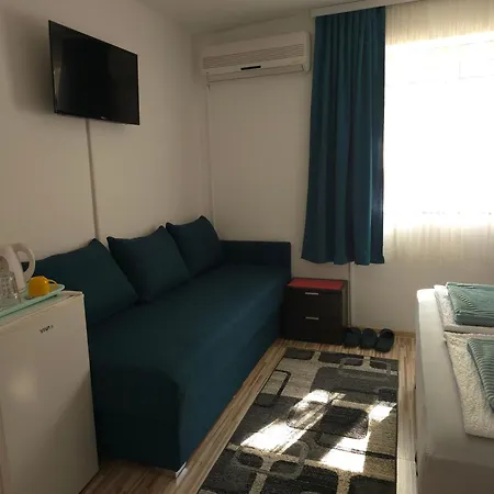 Nana فندق مبيت وإفطار 4*