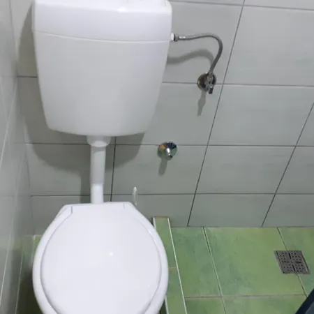 娜娜旅馆 住宿加早餐酒店