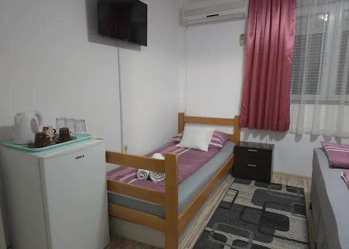 Nana Bed & Breakfast 4*